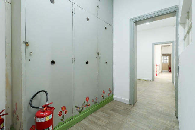 Imagem Casa com 1 Quarto à Venda, 370 m² em Pacaembu - São Paulo Imagem Casa com 1 Quarto à Venda, 370 m² em Pacaembu - São Paulo