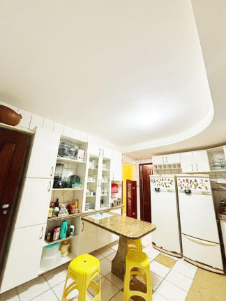 Imagem Casa com 4 Quartos à Venda, 400 m² em Capim Macio - Natal