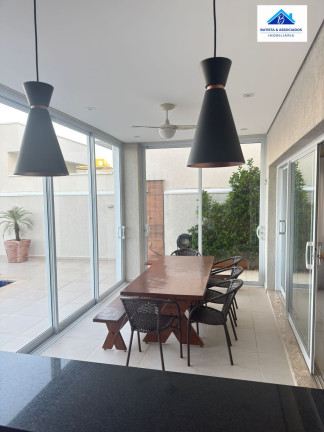 Imagem Casa com 3 Quartos à Venda, 250 m² em Swiss Park - Campinas Imagem Casa com 3 Quartos à Venda, 250 m² em Swiss Park - Campinas