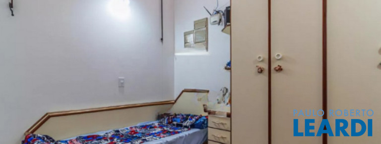 Imagem Sobrado com 4 Quartos à Venda, 224 m² em Vila Floresta - Santo André Imagem Sobrado com 4 Quartos à Venda, 224 m² em Vila Floresta - Santo André
