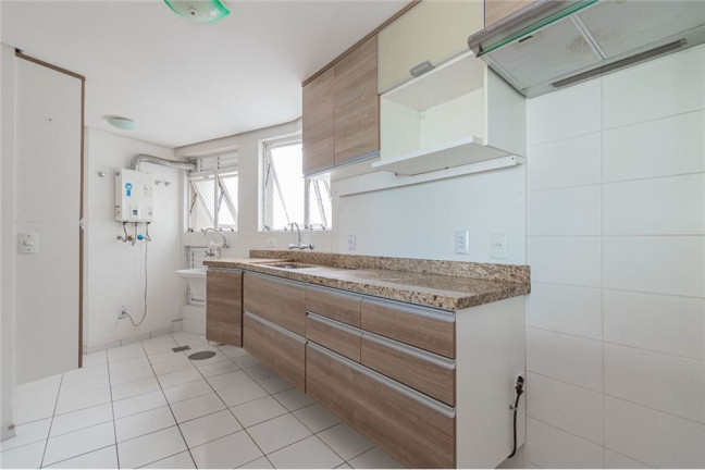 Imagem Apartamento com 3 Quartos à Venda, 90 m² em Azenha - Porto Alegre