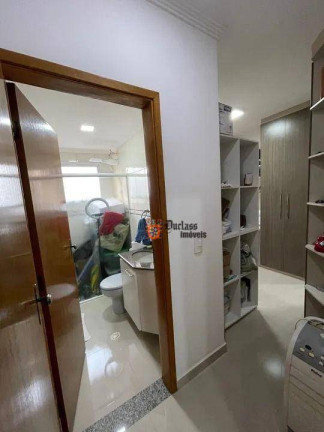 Imagem Apartamento com 3 Quartos à Venda, 133 m² em Aviação - Praia Grande Imagem Apartamento com 3 Quartos à Venda, 133 m² em Aviação - Praia Grande