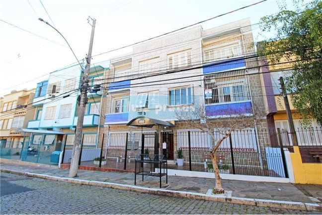 Imagem Apartamento com 2 Quartos à Venda, 69 m² em Santana - Porto Alegre