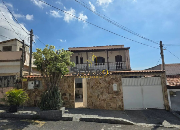Casa com 3 Quartos à Venda, 300 m² em Brasilândia - São Gonçalo