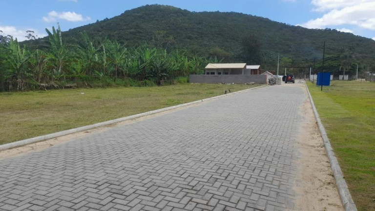 Terreno à Venda, 210 m² em Guarda Do Cubatão - Palhoça