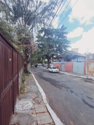 Imagem Casa com 5 Quartos à Venda, em Itapuã - Salvador Imagem Casa com 5 Quartos à Venda, em Itapuã - Salvador