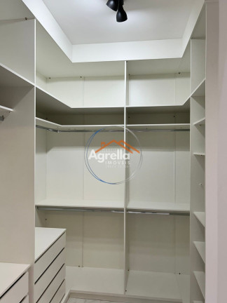Imagem Imóvel com 3 Quartos à Venda, 172 m² em Condomínio Residencial Portal Do Lago - Mogi Mirim Imagem Imóvel com 3 Quartos à Venda, 172 m² em Condomínio Residencial Portal Do Lago - Mogi Mirim