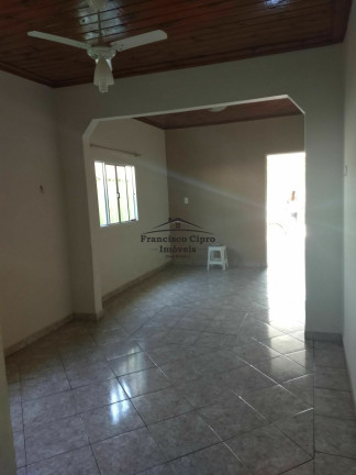 Imagem Casa com 3 Quartos à Venda, 100 m² em Pedregulho - Guaratinguetá