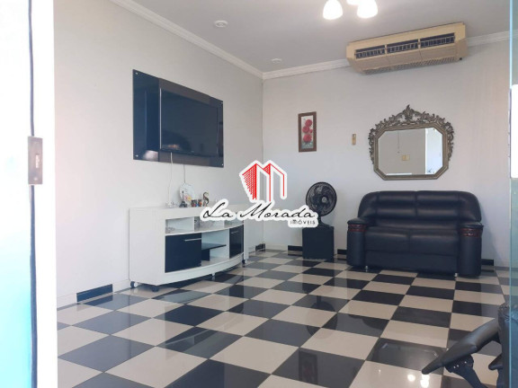 Imagem Casa com 3 Quartos à Venda, 561 m² em Manaus