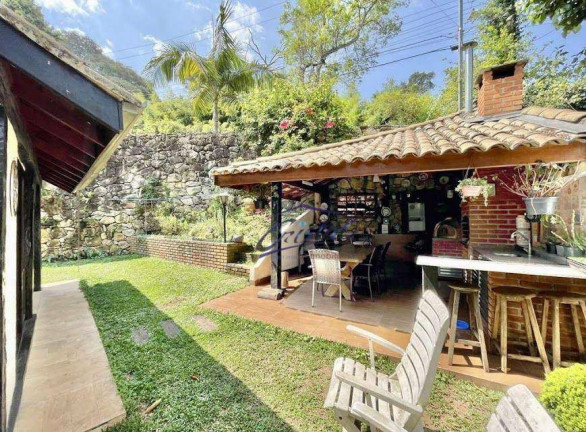 Imagem Casa com 3 Quartos à Venda, 183 m² em Chácara Santa Lúcia - Carapicuíba Imagem Casa com 3 Quartos à Venda, 183 m² em Chácara Santa Lúcia - Carapicuíba