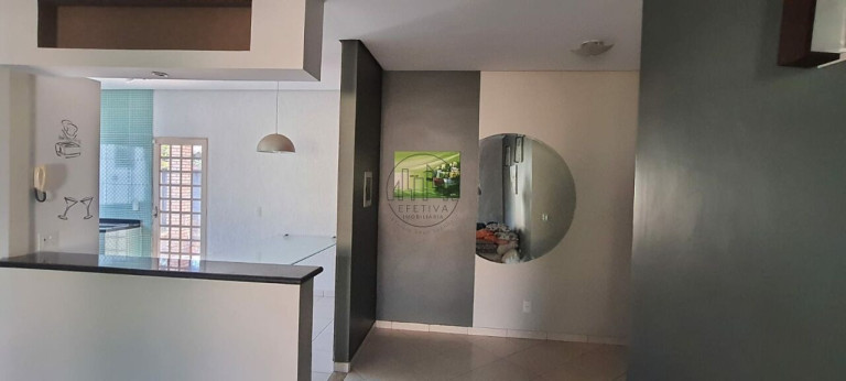 Imagem Casa com 4 Quartos à Venda, 250 m² em Setor Habitacional Arniqueira (águas Claras) - Brasília Imagem Casa com 4 Quartos à Venda, 250 m² em Setor Habitacional Arniqueira (águas Claras) - Brasília