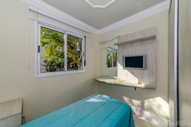 Imagem Apartamento com 3 Quartos à Venda, 71 m² em Medianeira - Porto Alegre