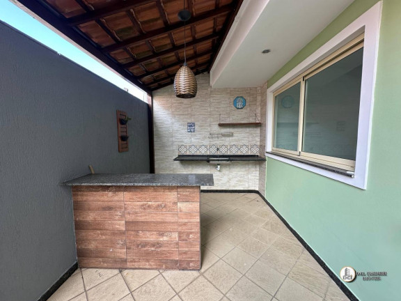Imagem Casa com 3 Quartos à Venda, 100 m²