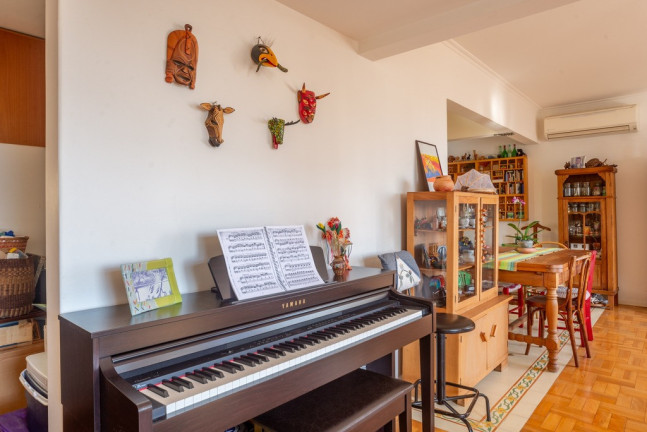 Imagem Apartamento com 2 Quartos à Venda, 91 m² em Menino Deus - Porto Alegre