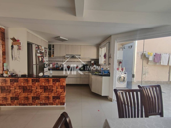 Imagem Sobrado com 3 Quartos à Venda, 133 m² em Cajuru - Curitiba Imagem Sobrado com 3 Quartos à Venda, 133 m² em Cajuru - Curitiba