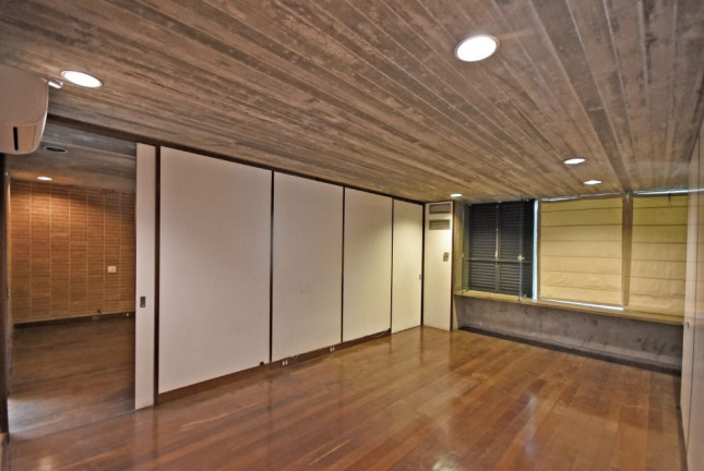 Imagem Casa com 2 Quartos à Venda, 976 m² em Cidade Jardim - São Paulo Imagem Casa com 2 Quartos à Venda, 976 m² em Cidade Jardim - São Paulo