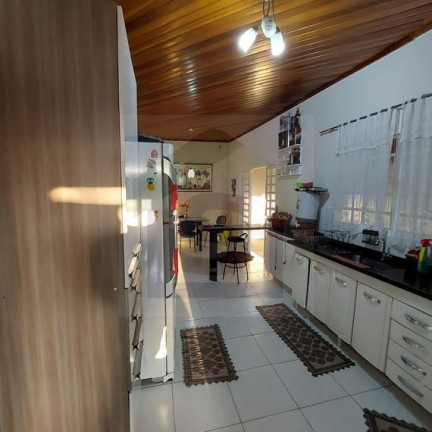 Imagem Casa com 2 Quartos à Venda, 120 m² em Vila São Lúcio - Botucatu