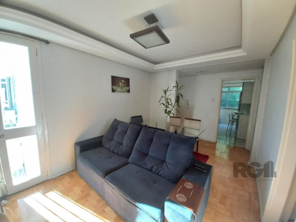 Imagem Apartamento com 2 Quartos para Alugar, 72 m² em Petrópolis - Porto Alegre