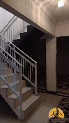 Casa com 3 Quartos à Venda, 250 m² em Gravatá - Penha