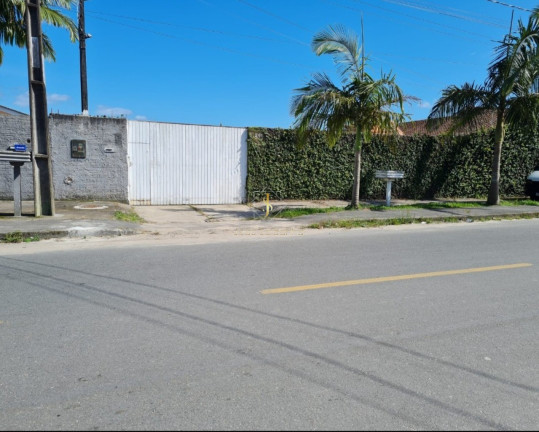 Imagem Casa com 5 Quartos à Venda, 360 m² em Piçarras - Guaratuba Imagem Casa com 5 Quartos à Venda, 360 m² em Piçarras - Guaratuba
