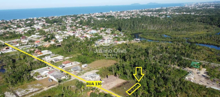 Terreno à Venda,  em Barra Do Sai - Itapoá