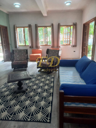 Imagem Chácara com 3 Quartos para Alugar, 6.000 m² em Bairro Dos Remédios - Mairiporã Imagem Chácara com 3 Quartos para Alugar, 6.000 m² em Bairro Dos Remédios - Mairiporã