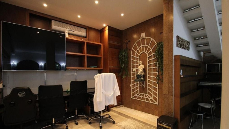 Imagem Casa com 5 Quartos à Venda ou Locação, 700 m² em Campo Belo - São Paulo Imagem Casa com 5 Quartos à Venda ou Locação, 700 m² em Campo Belo - São Paulo