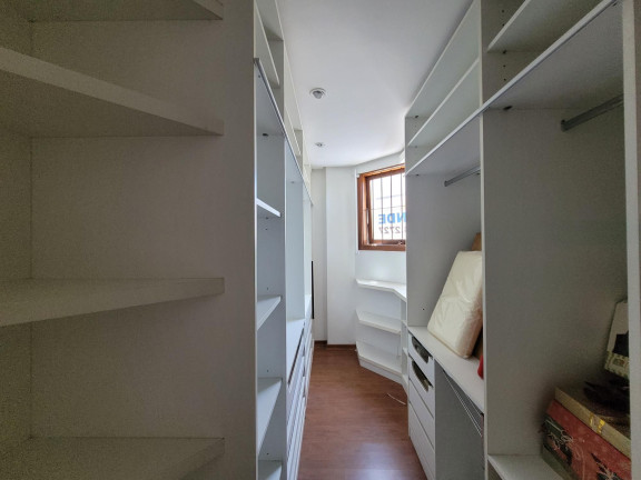 Apartamento com 3 Quartos à Venda, 252 m² em Centro - Santa Maria