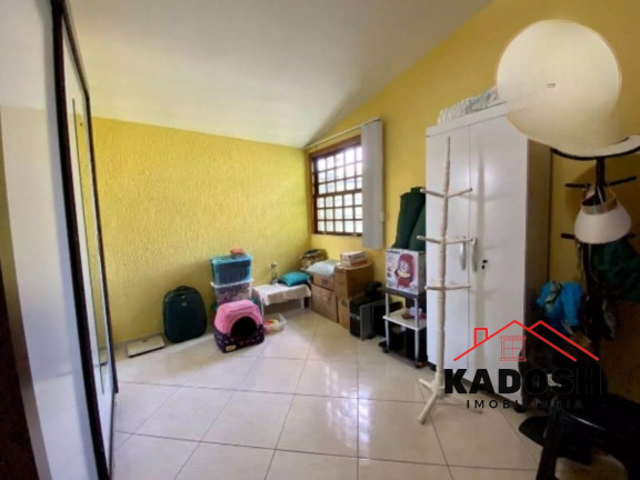 Imagem Casa com 3 Quartos à Venda, 220 m² em Centro - Feira De Santana