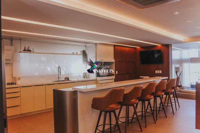 Imagem Casa com 6 Quartos à Venda, 568 m² em Centro - Canela