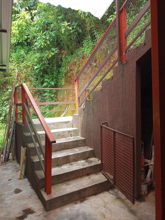 Imagem Casa com 5 Quartos à Venda, 130 m² em Várzea - Teresópolis