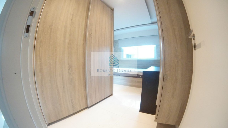 Imagem Imóvel com 4 Quartos à Venda, 158 m² em Icaraí - Niterói Imagem Imóvel com 4 Quartos à Venda, 158 m² em Icaraí - Niterói