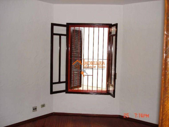Imagem Casa com 4 Quartos à Venda, 350 m² em Vila Rosália - Guarulhos Imagem Casa com 4 Quartos à Venda, 350 m² em Vila Rosália - Guarulhos