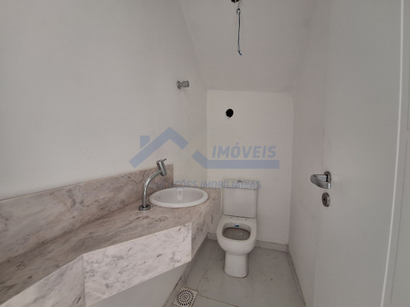Imagem Sobrado com 3 Quartos à Venda,  em Jardim Planalto - Porto Alegre