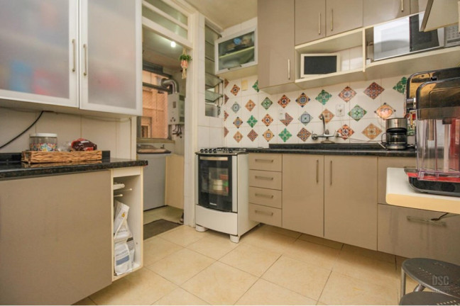 Imagem Apartamento com 2 Quartos à Venda, 96 m² em Centro Histórico - Porto Alegre