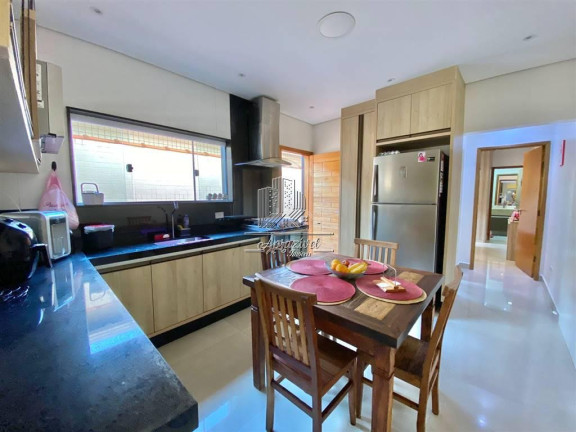 Imagem Casa com 3 Quartos à Venda, 182 m² em Guilhermina - Praia Grande Imagem Casa com 3 Quartos à Venda, 182 m² em Guilhermina - Praia Grande