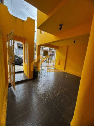 Casa com 3 Quartos à Venda,  em Vila Serafim - Itapetininga