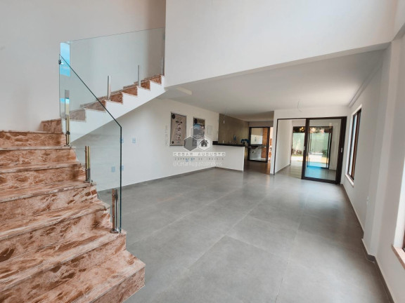 Imagem Casa com 3 Quartos à Venda, 140 m²