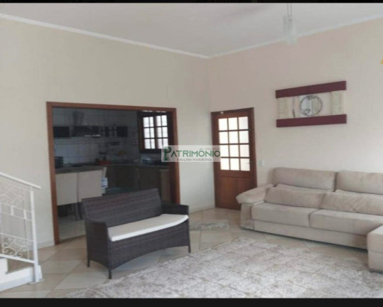 Imagem Imóvel com 3 Quartos à Venda, 330 m² em Colinas Do Castelo - Jaguariúna