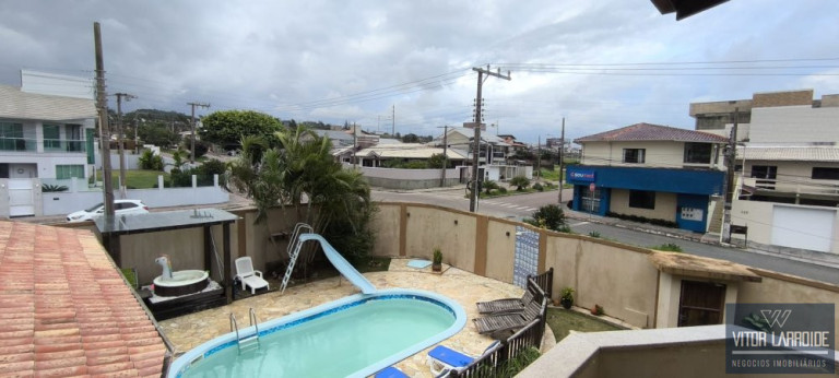 Imagem Casa com 4 Quartos à Venda, 300 m² em Village - Imbituba Imagem Casa com 4 Quartos à Venda, 300 m² em Village - Imbituba