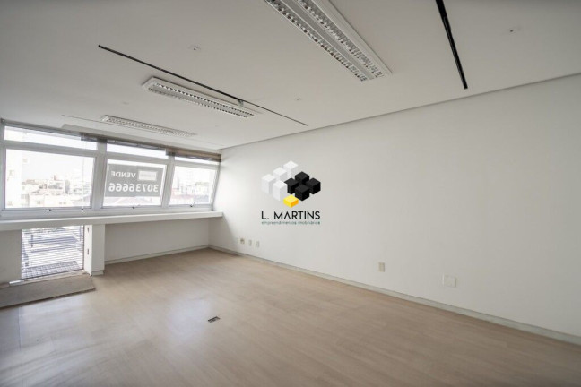 Imagem Sala Comercial à Venda, 320 m² em Petrópolis - Porto Alegre Imagem Sala Comercial à Venda, 320 m² em Petrópolis - Porto Alegre