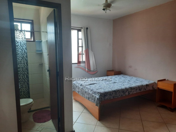 Imagem Casa de Condomínio com 2 Quartos à Venda, 111 m²