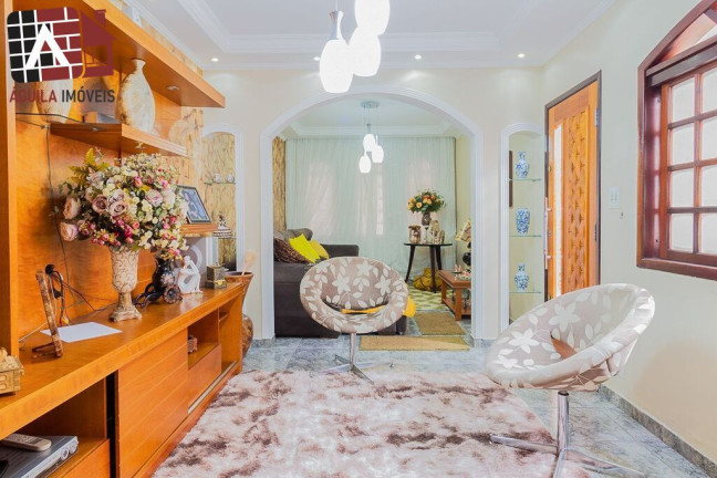 Imagem Casa com 3 Quartos à Venda, 190 m² em Ermelino Matarazzo - São Paulo Imagem Casa com 3 Quartos à Venda, 190 m² em Ermelino Matarazzo - São Paulo