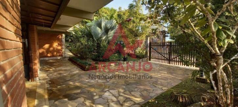 Imagem Casa com 3 Quartos à Venda, 360 m² em Toninhas - Ubatuba