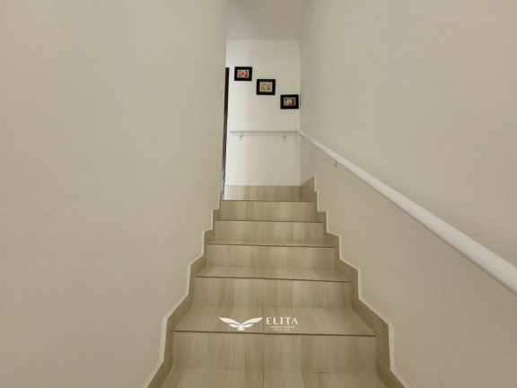 Imagem Sobrado com 3 Quartos à Venda, 85 m² em Centro - Barra Velha