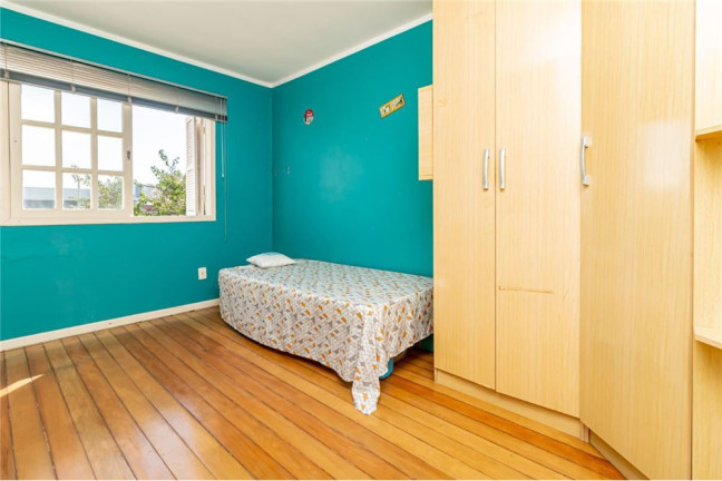 Imagem Casa com 3 Quartos à Venda,  em Sarandi - Porto Alegre