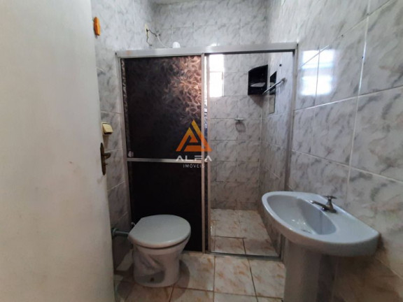 Imagem Casa com 2 Quartos à Venda, 70 m²