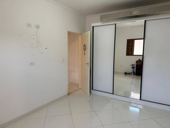 Imagem Casa com 2 Quartos à Venda, em Vila São Bento - Jacareí Imagem Casa com 2 Quartos à Venda, em Vila São Bento - Jacareí