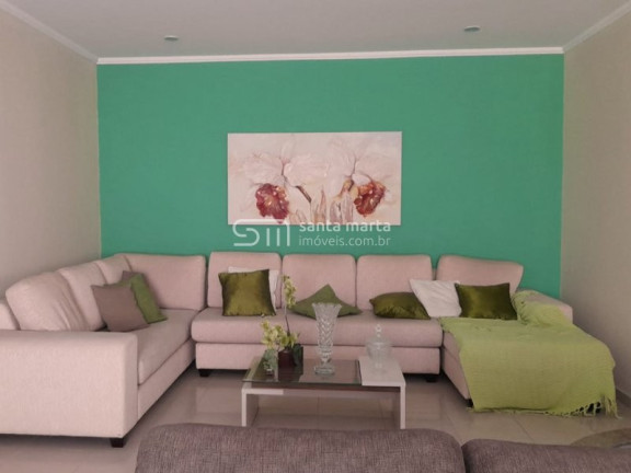 Sobrado com 4 Quartos à Venda, 267 m² em Vila Geny - Lorena