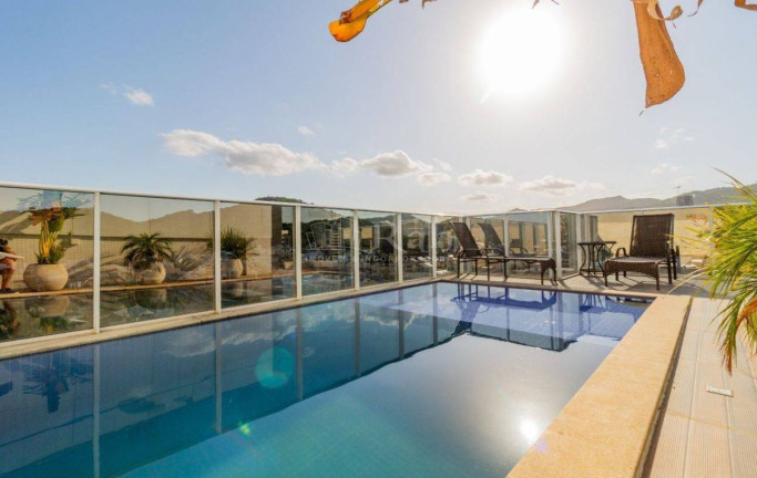 Cobertura com 3 Quartos à Venda, 356 m² em Praia Brava - Itajaí